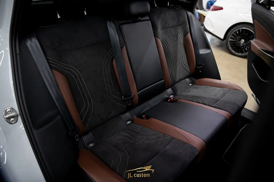 Volkswagen ID4 seat climate - Volkswagen ID4 Heated Seats Review — Instant Warmth photo 4