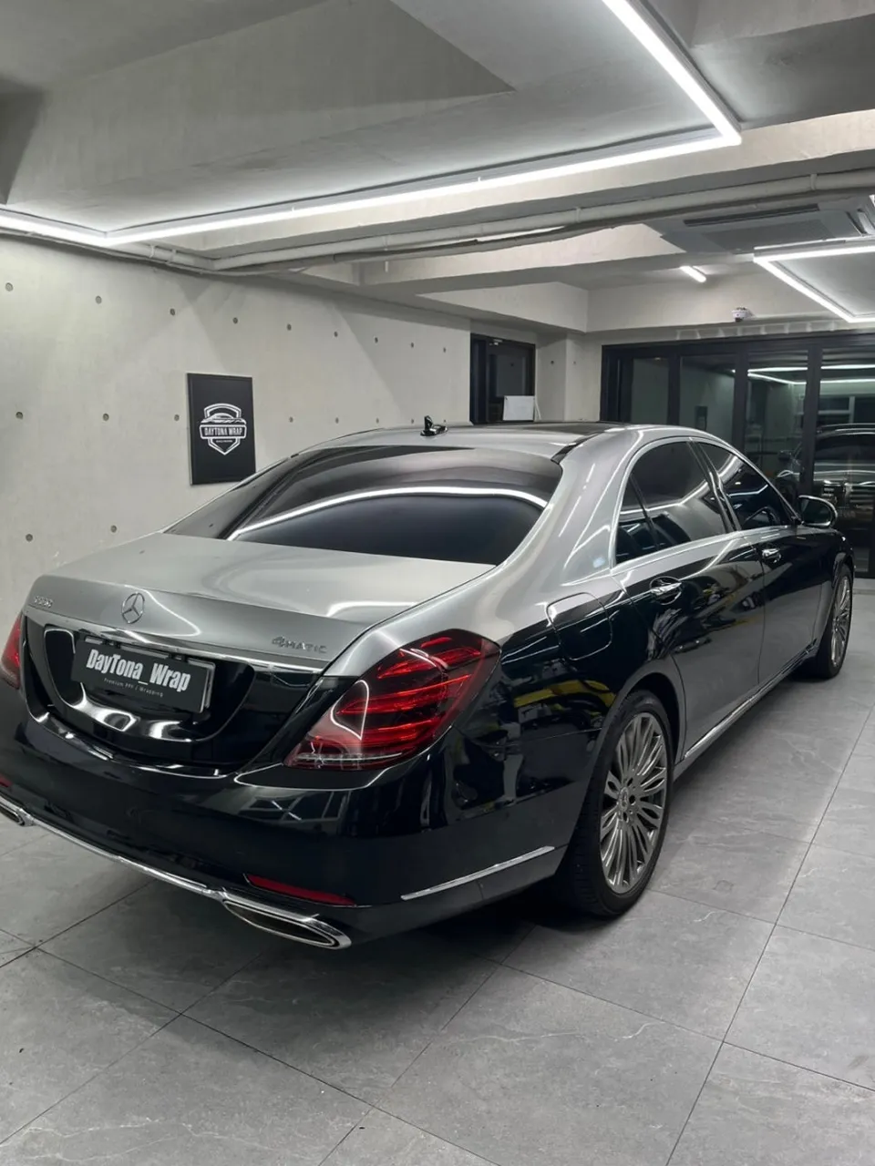 Mercedes-Benz S560 W223 vinyl wrap - Mercedes-Benz S560 Vinyl Wrap — Duotone Transform photo 5