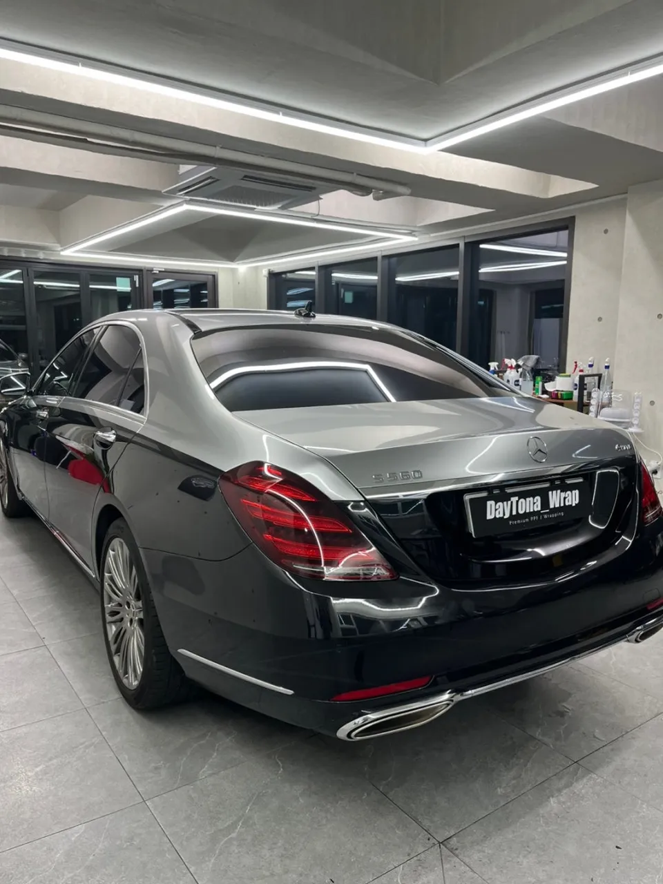 Mercedes-Benz S560 W223 vinyl wrap - Mercedes-Benz S560 Vinyl Wrap — Duotone Transform photo 6