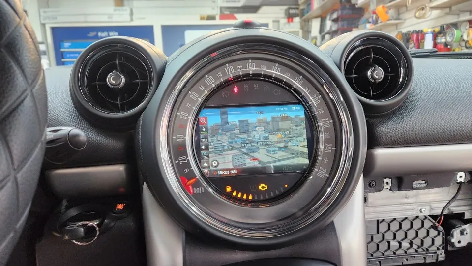 MINI Countryman R60 PPF施工事例|費用目安・仕上がり 施工写真 3-1