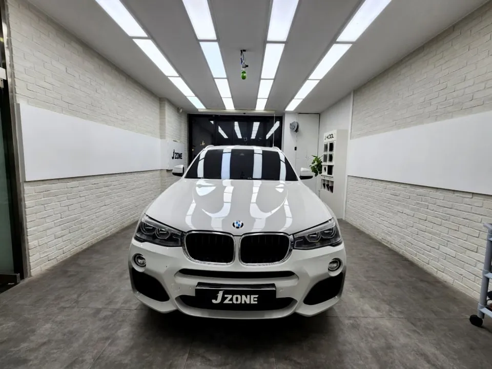 BMW X4のカーフィルム施工事例｜費用目安・仕上がり 施工写真 1-1