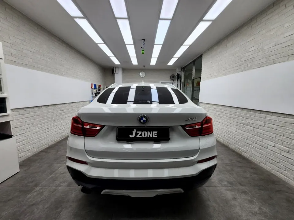 BMW X4のカーフィルム施工事例｜費用目安・仕上がり 施工写真 2-1