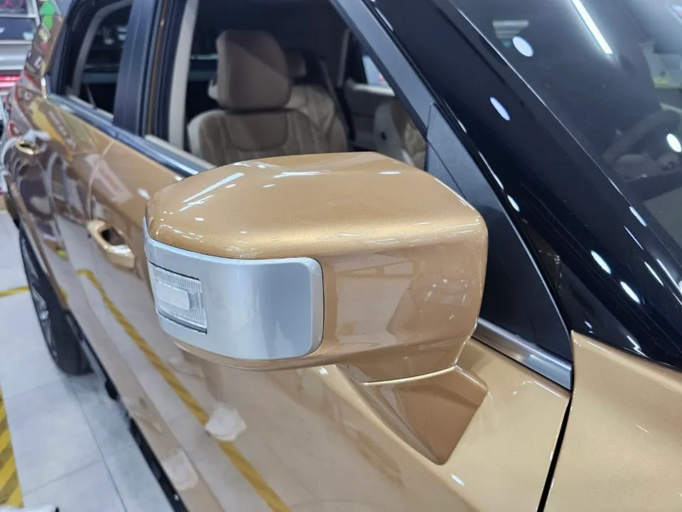SsangYong Actyonのカーラッピング事例｜費用目安・仕上がり 施工写真 3-2