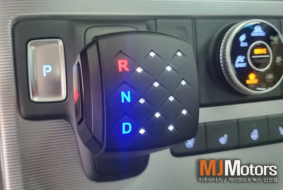 Hyundai Palisade steering wheel - Hyundai Palisade Custom Steering Wheel Review — Enhanced Interior photo 4
