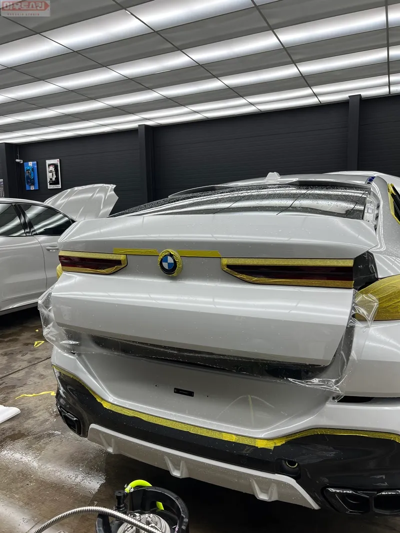 BMW X6のPPF施工事例｜韓国での実例紹介 施工写真 2-2