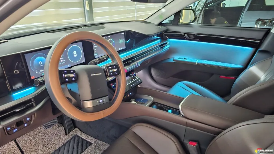 Hyundai Grandeur GN7 ambient lighting - Hyundai Grandeur GN7 Ambient Lighting Review — Enhanced Interior photo 3