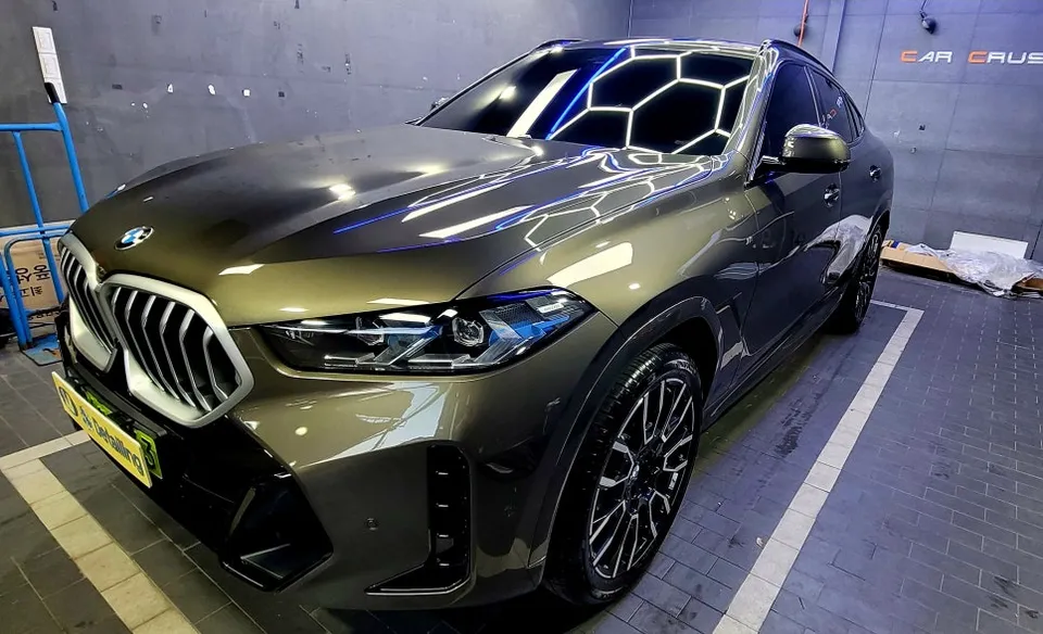 BMW X6 ceramic coating installation result