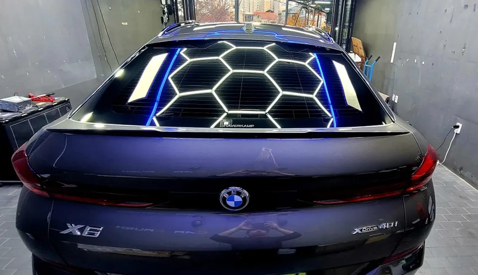 BMW X6のガラスコーティング事例 施工写真 3