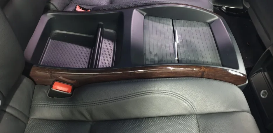 BMW X6 vinyl wrap - BMW X6 Carbon Vinyl Wrap Review — Premium Interior Transformation photo 5