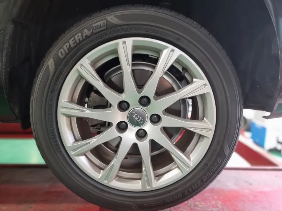 Audi A4 wheel repair - Audi A4 Wheel Repair & Painting Review photo 4