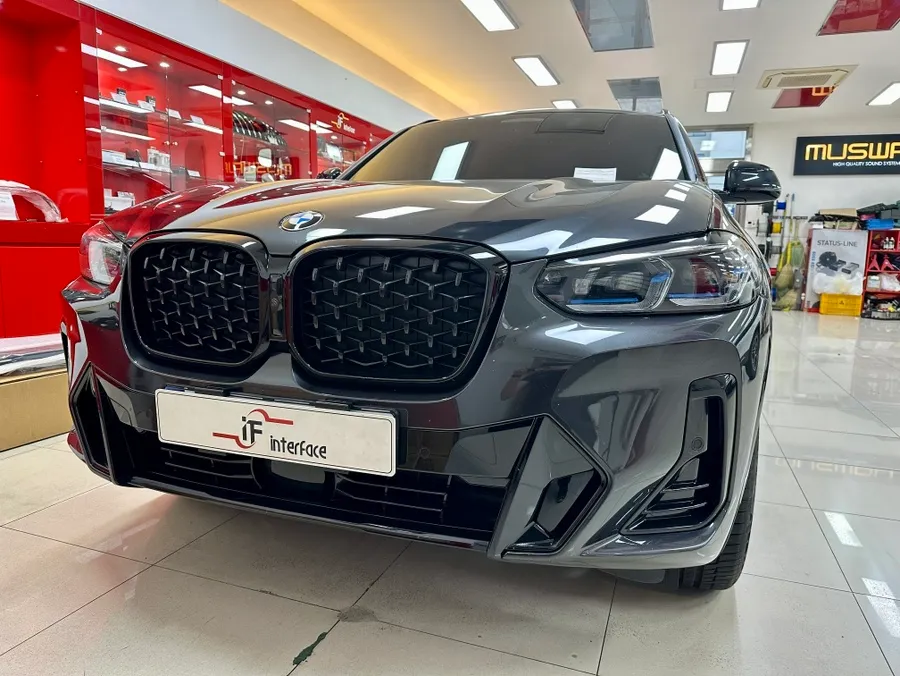 BMW X4 car audio review