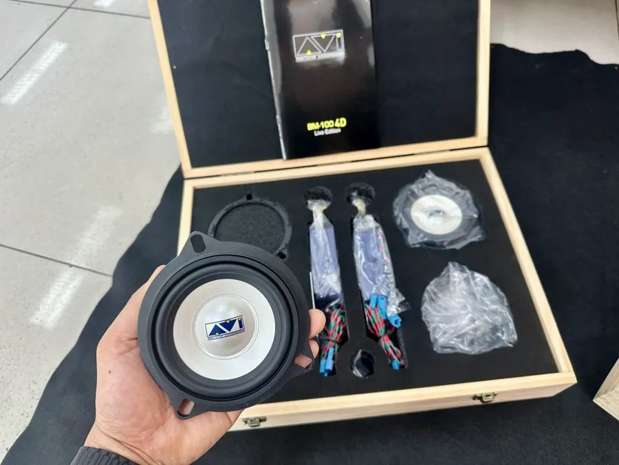 BMW X4 car audio - BMW X4 Sound Upgrade Review: Premium Hi-Fi Experience photo 4