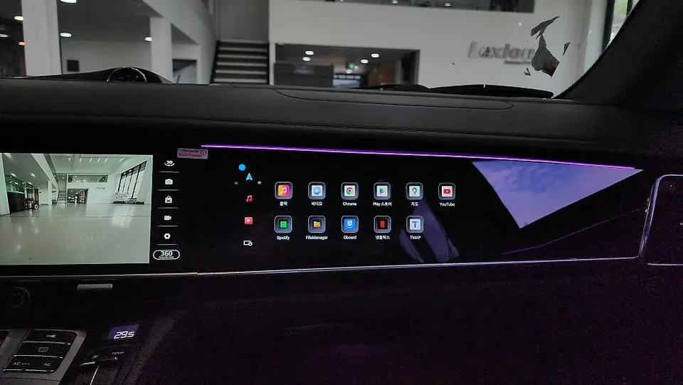 Porsche Panamera 970のAndroid Auto・CarPlay取付事例 施工写真 1-2