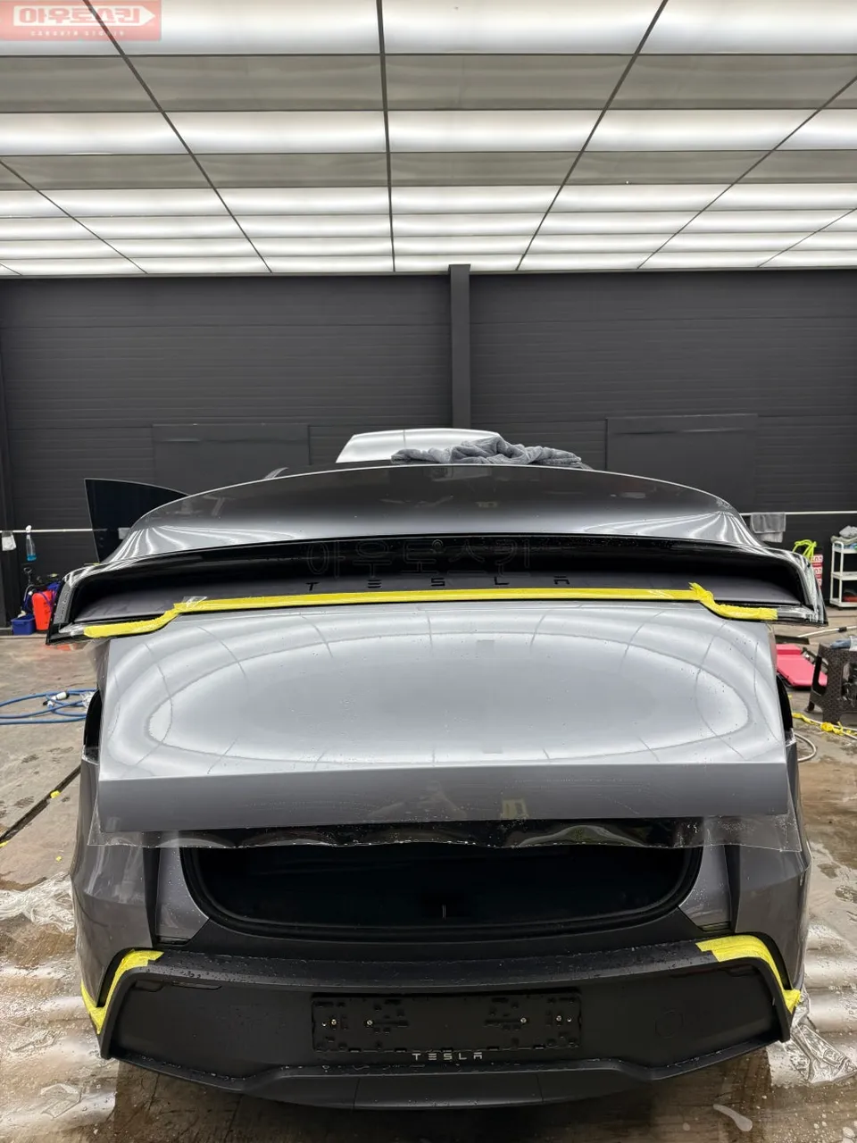 Tesla JuniperのPPF施工事例|費用目安・仕上がり 施工写真 1-3