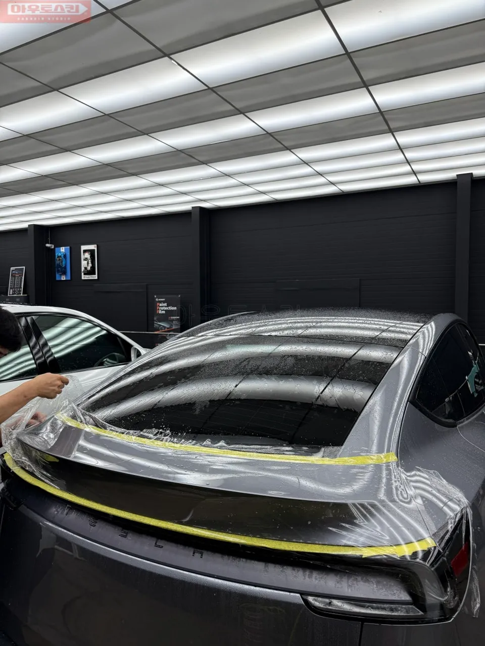 Tesla JuniperのPPF施工事例|費用目安・仕上がり 施工写真 2-3