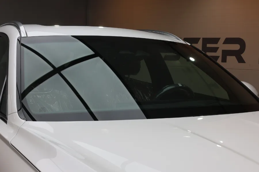 Genesis GV70 PPF施工事例｜費用目安と仕上がり 施工写真 2-1