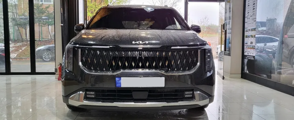 Kia Carnival 4th Gen body kit installation result