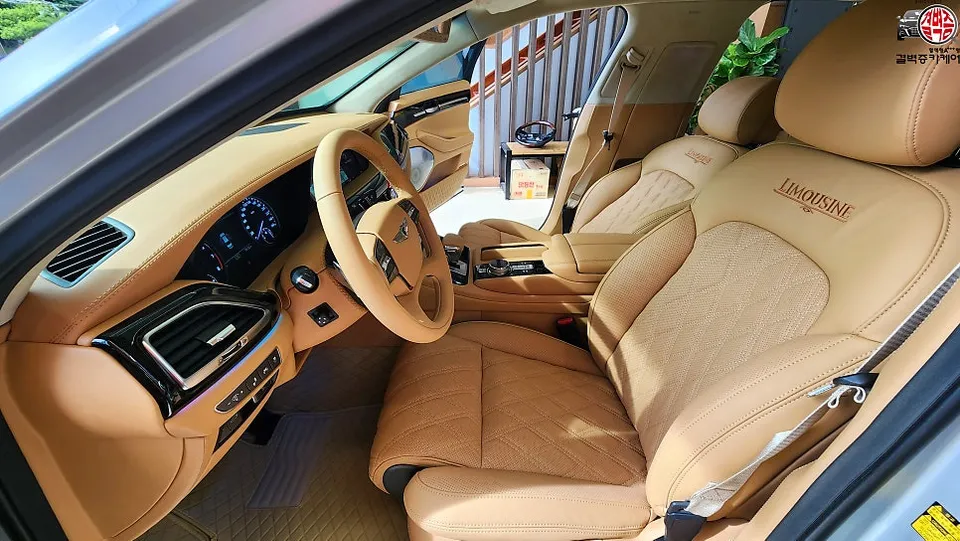 Genesis EQ900 interior customization - Genesis EQ900 Interior Customization Review photo 3
