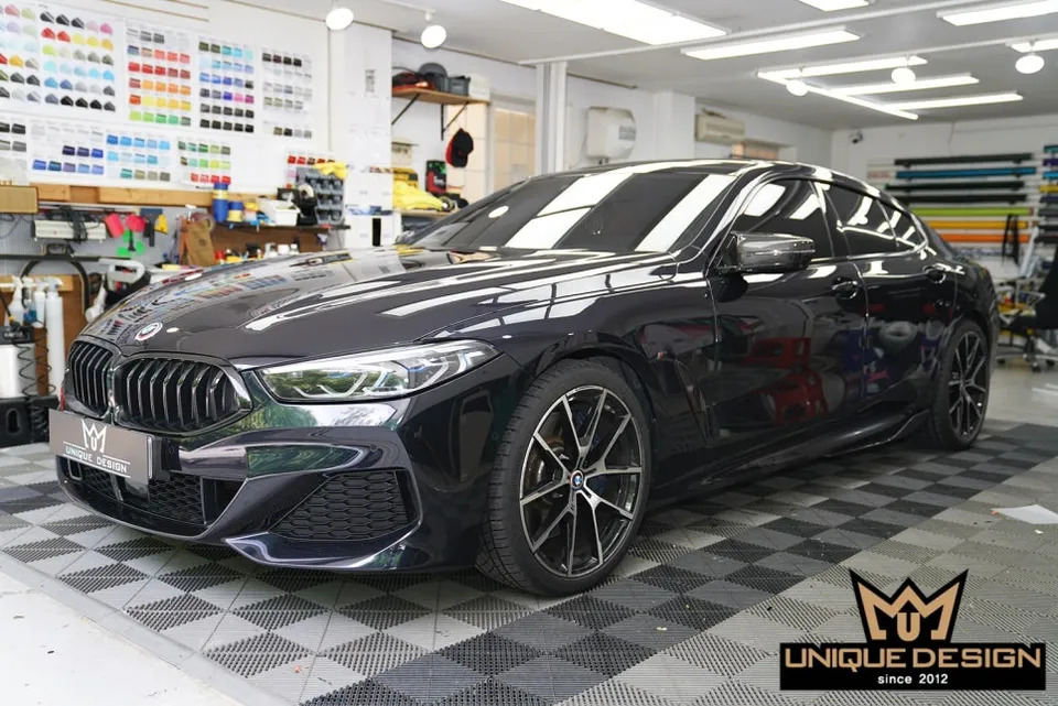 BMW 8 Series vinyl wrap - BMW 8 Series Vinyl Wrap Review: Gloss Black Wheel Transformation photo 3