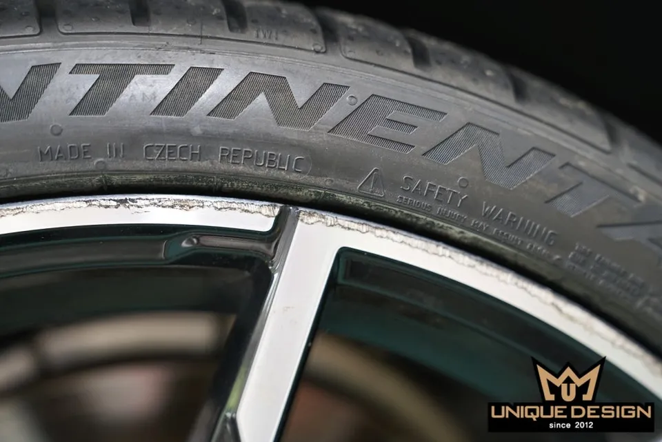 BMW 8 Series vinyl wrap - BMW 8 Series Vinyl Wrap Review: Gloss Black Wheel Transformation photo 6