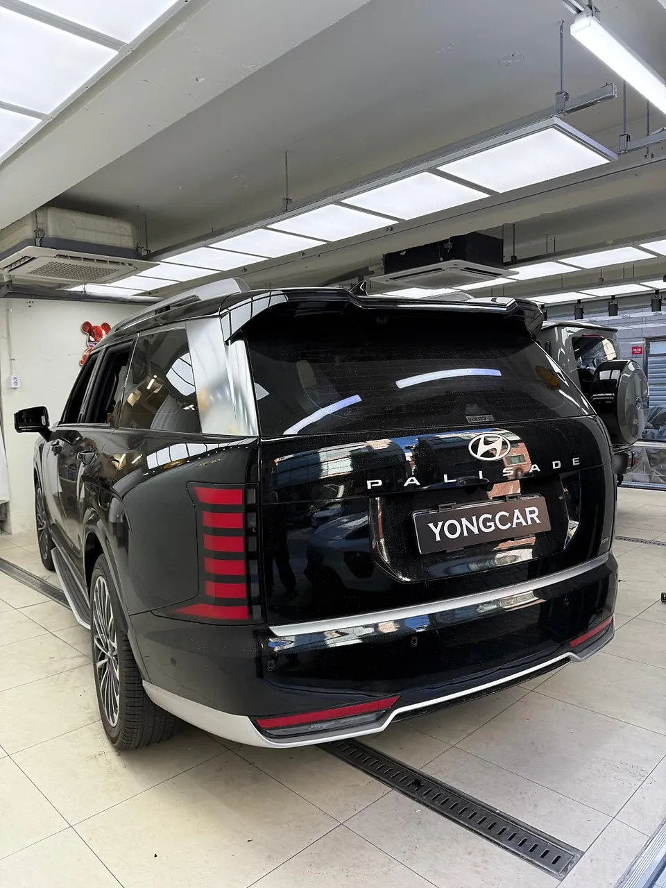 Hyundai Palisadeのカーラッピング事例｜費用目安・仕上がり 施工写真 3-1