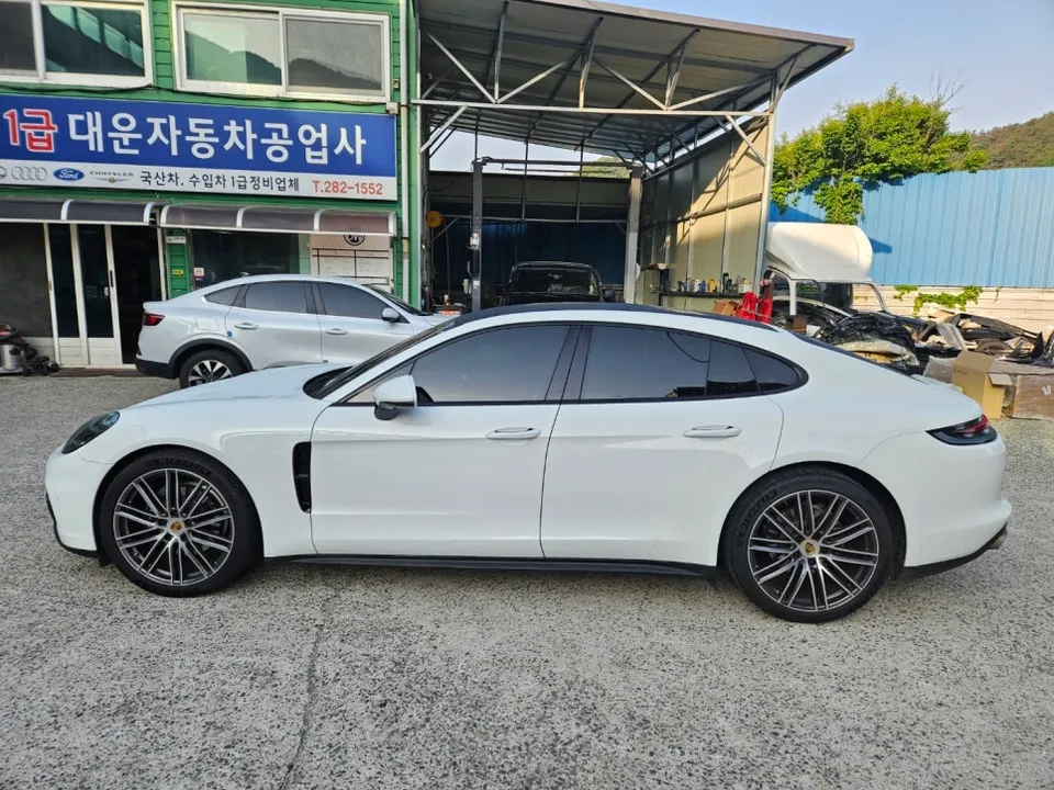 Porsche Panamera 971 body kit installation result