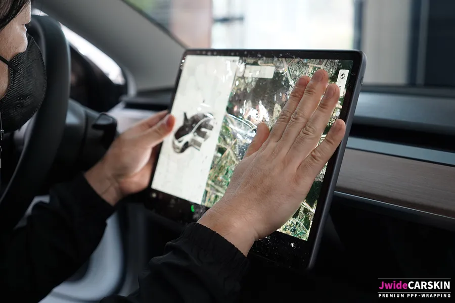Tesla Model 3 PPF施工事例｜費用目安と仕上がり 施工写真 2-1