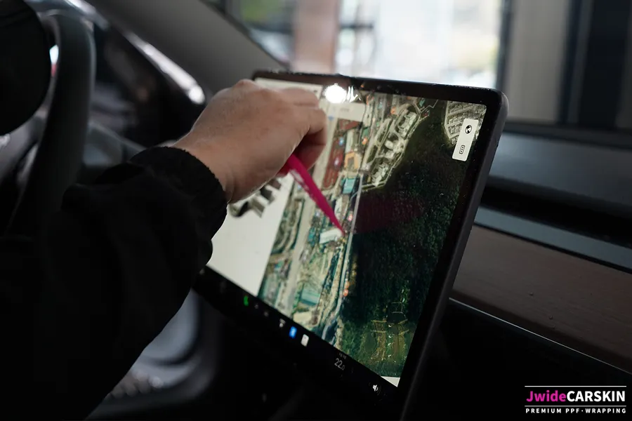 Tesla Model 3 PPF施工事例｜費用目安と仕上がり 施工写真 1-2