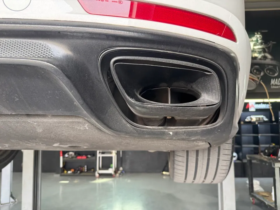 Porsche Panamera exhaust upgrade - Porsche Panamera Performance Upgrade Review — Enhanced Driving Dy photo 4