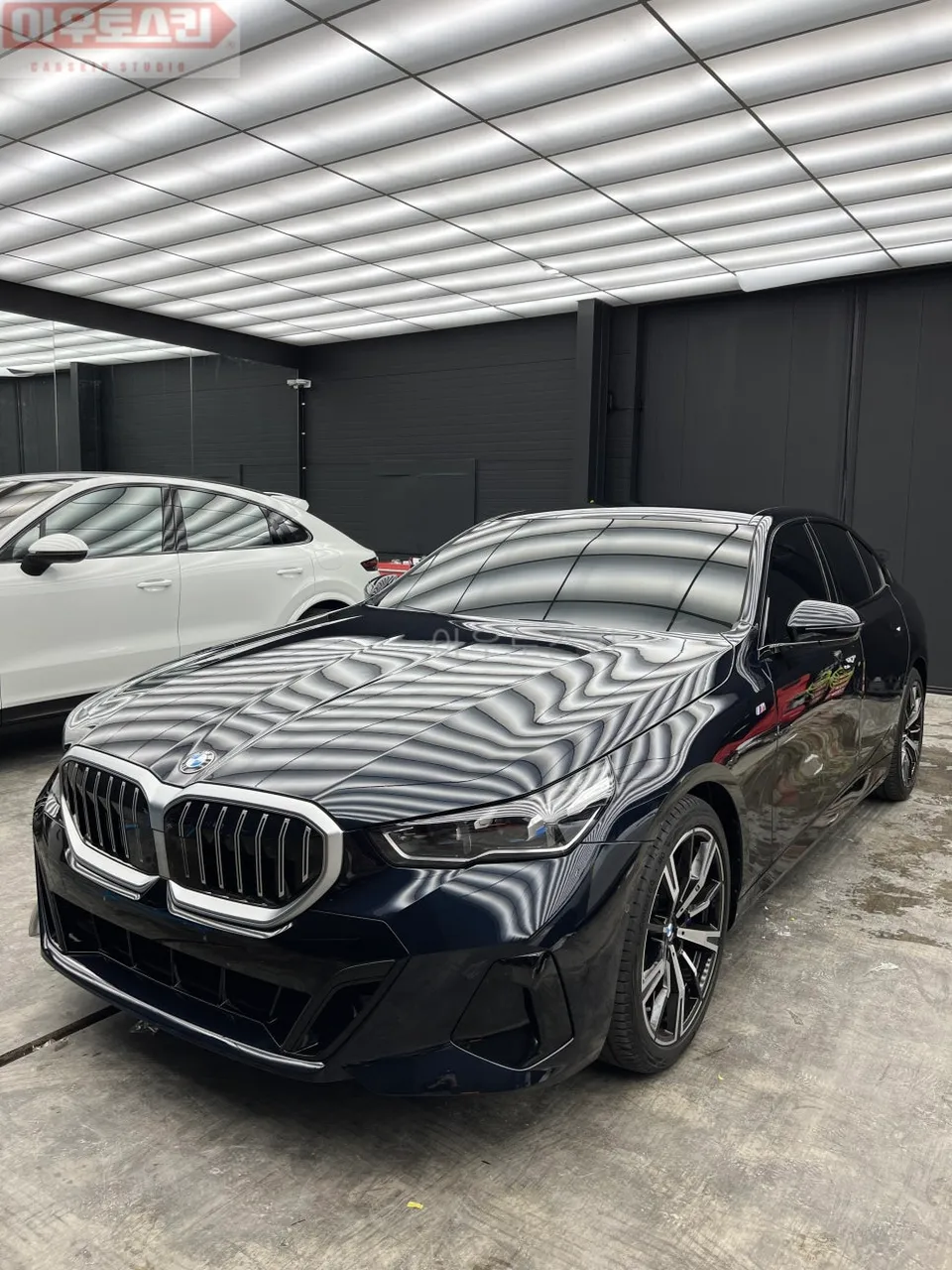 BMW 5 SeriesのPPF施工事例｜韓国での実例紹介 施工写真 1-3