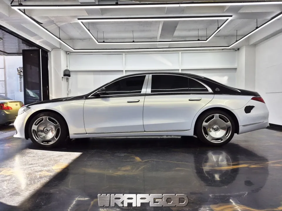 Mercedes-Benz S-Class Maybachのカーラッピング事例|費用目安・仕上がり 施工写真 3-2