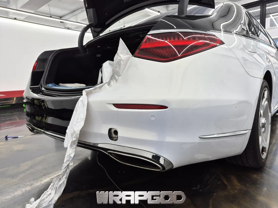 Mercedes-Benz S-Class Maybachのカーラッピング事例|費用目安・仕上がり 施工写真 1-3