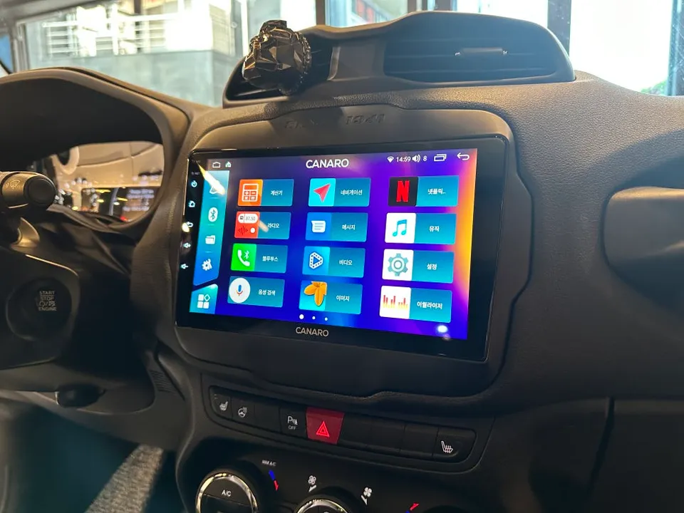 Jeep RenegadeのAndroid Auto・CarPlay取付事例 施工写真 3