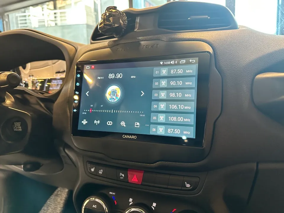 Jeep RenegadeのAndroid Auto・CarPlay取付事例 施工写真 6