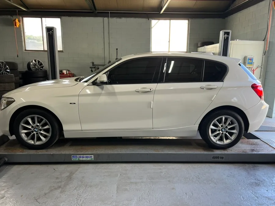 BMW 118d wheel repair - BMW 118d Wheel Repair & Painting Review - Matte Black Finish photo 2