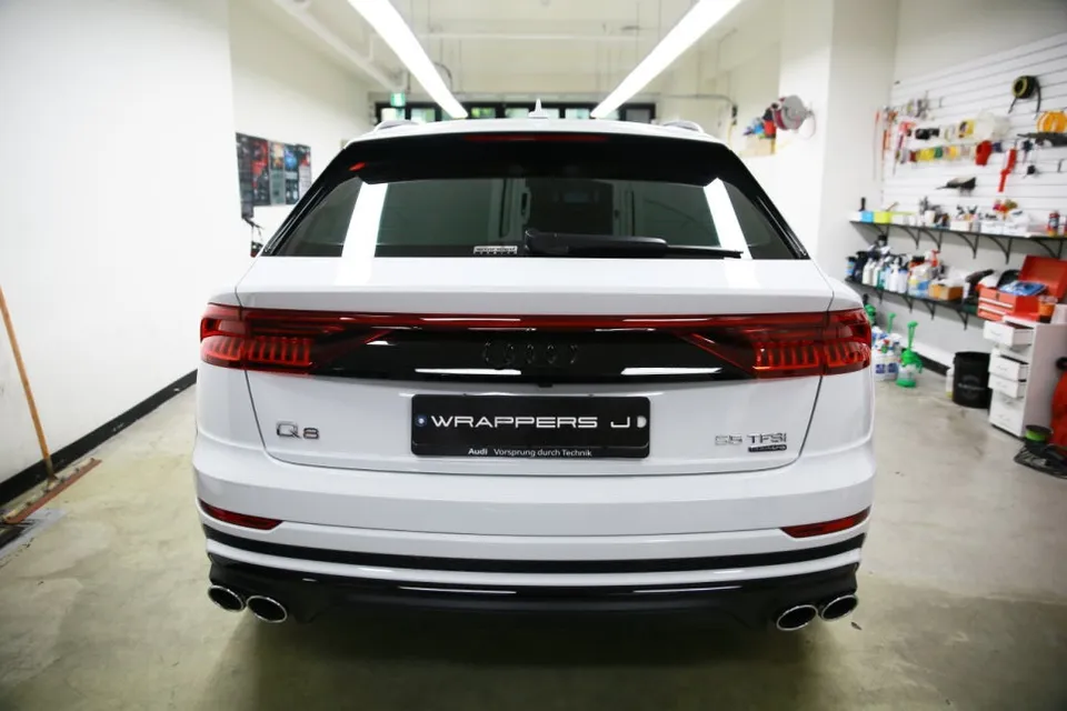 Audi A6のカーラッピング事例 施工写真 4
