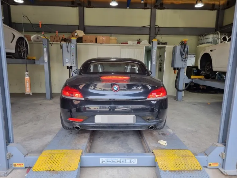 BMW 5 Series wheel repair - BMW 5 Series Wheel Repair & Refinishing Review — Professional Restoration photo 3