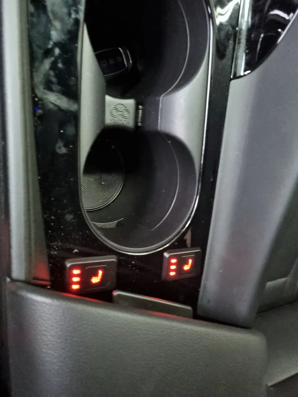 Hyundai Elantra Seat Ventilation & Heating Review — Enhanced Comf photo 4