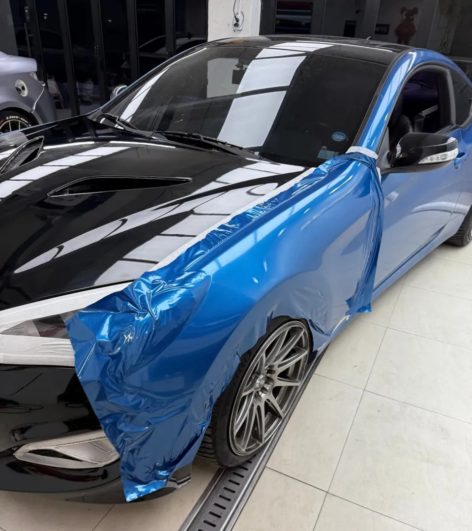 Genesis Genesis Coupeのカーラッピング事例|費用目安・仕上がり 施工写真 3-1