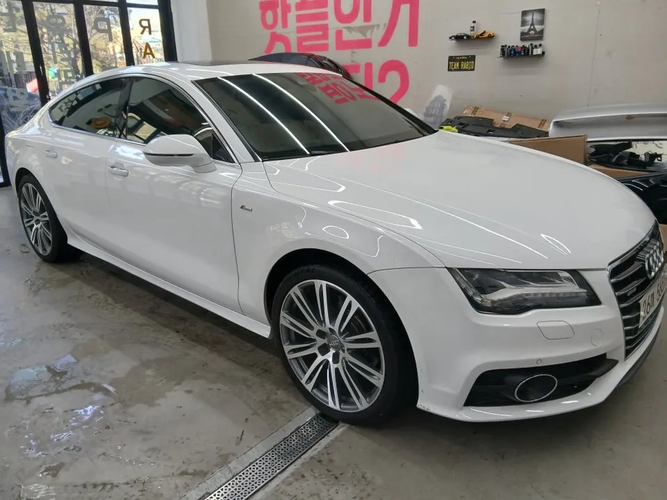 Audi A7 body kit - Audi A7 Body Kit Installation Review: RS Look Conversion photo 3
