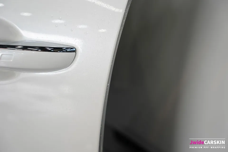 Genesis GV80のPPF施工事例｜費用目安と仕上がり 施工写真 1-2