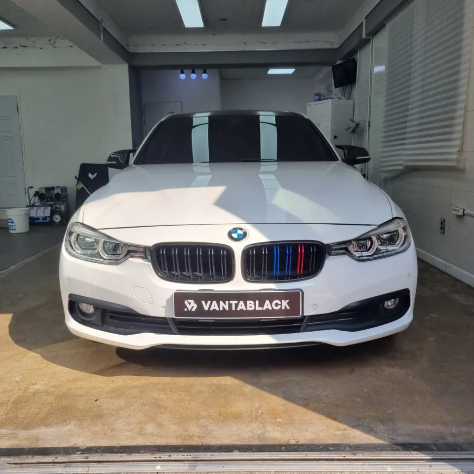 BMW 3 Series F30のガラスコーティング事例|費用目安・仕上がり 施工写真 1-1