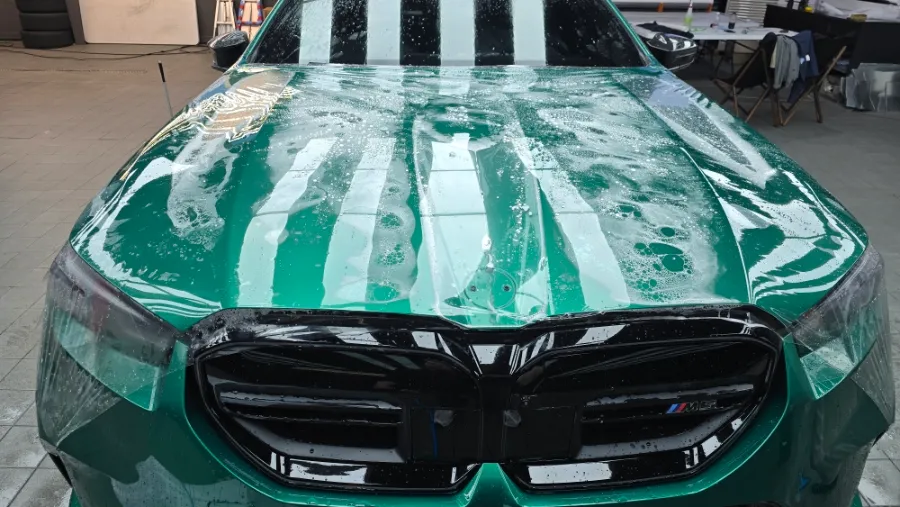 BMW M5のPPF施工事例｜費用目安・仕上がり 施工写真 4-1