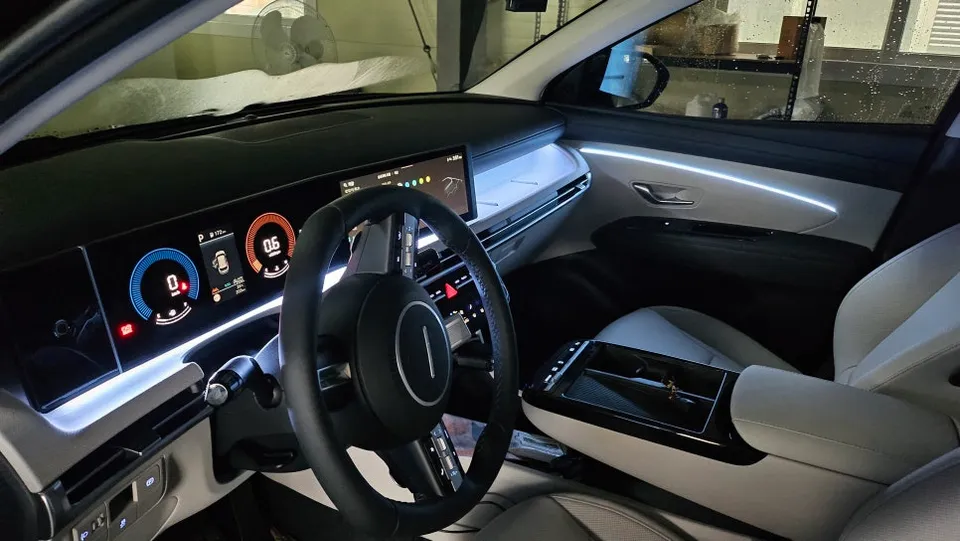 Hyundai Tucson NX4 ambient lighting - Hyundai Tucson NX4 Ambient Lighting Review: Cost & Results photo 3