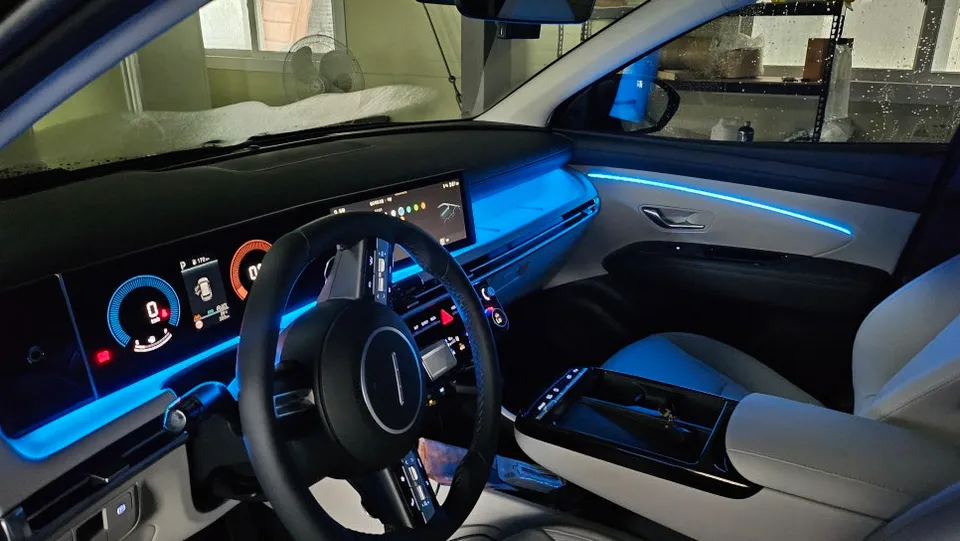 Hyundai Tucson NX4 ambient lighting - Hyundai Tucson NX4 Ambient Lighting Review: Cost & Results photo 4
