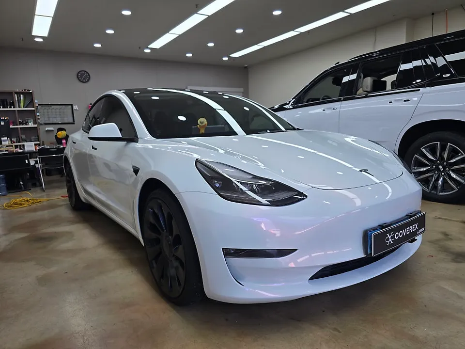Tesla Model 3 vinyl wrap - Tesla Model 3 Vinyl Wrap Review: White Pink Pearl Finish photo 4