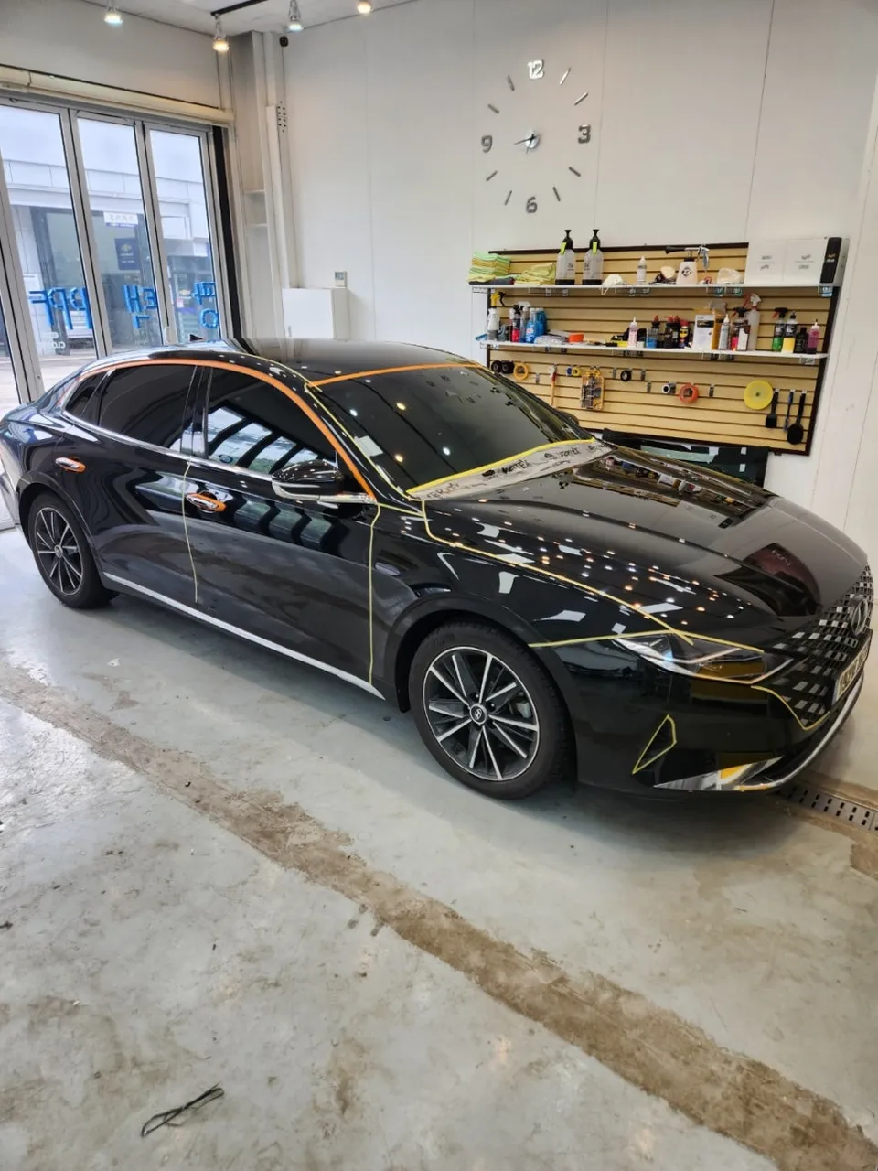 Hyundai Azeraのカーフィルム施工事例｜費用目安・仕上がり 施工写真 1-3