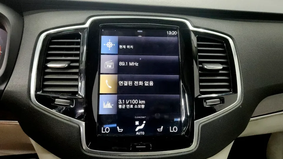 Volvo XC90 new car package - Volvo XC90 New Car Package Review: Cost & Results photo 5