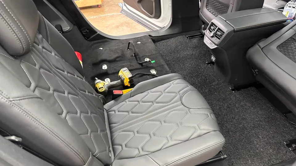 Peugeot 5008 Heated Seats Review — Cost & Install photo 2