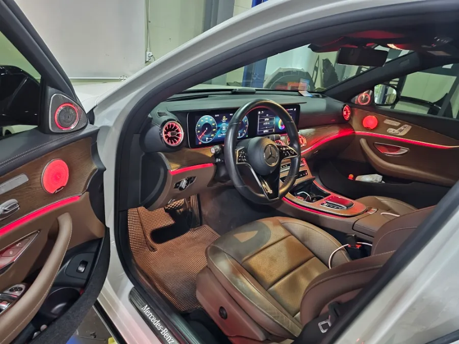 Mercedes-Benz E-Class W213のカーオーディオ施工事例 写真